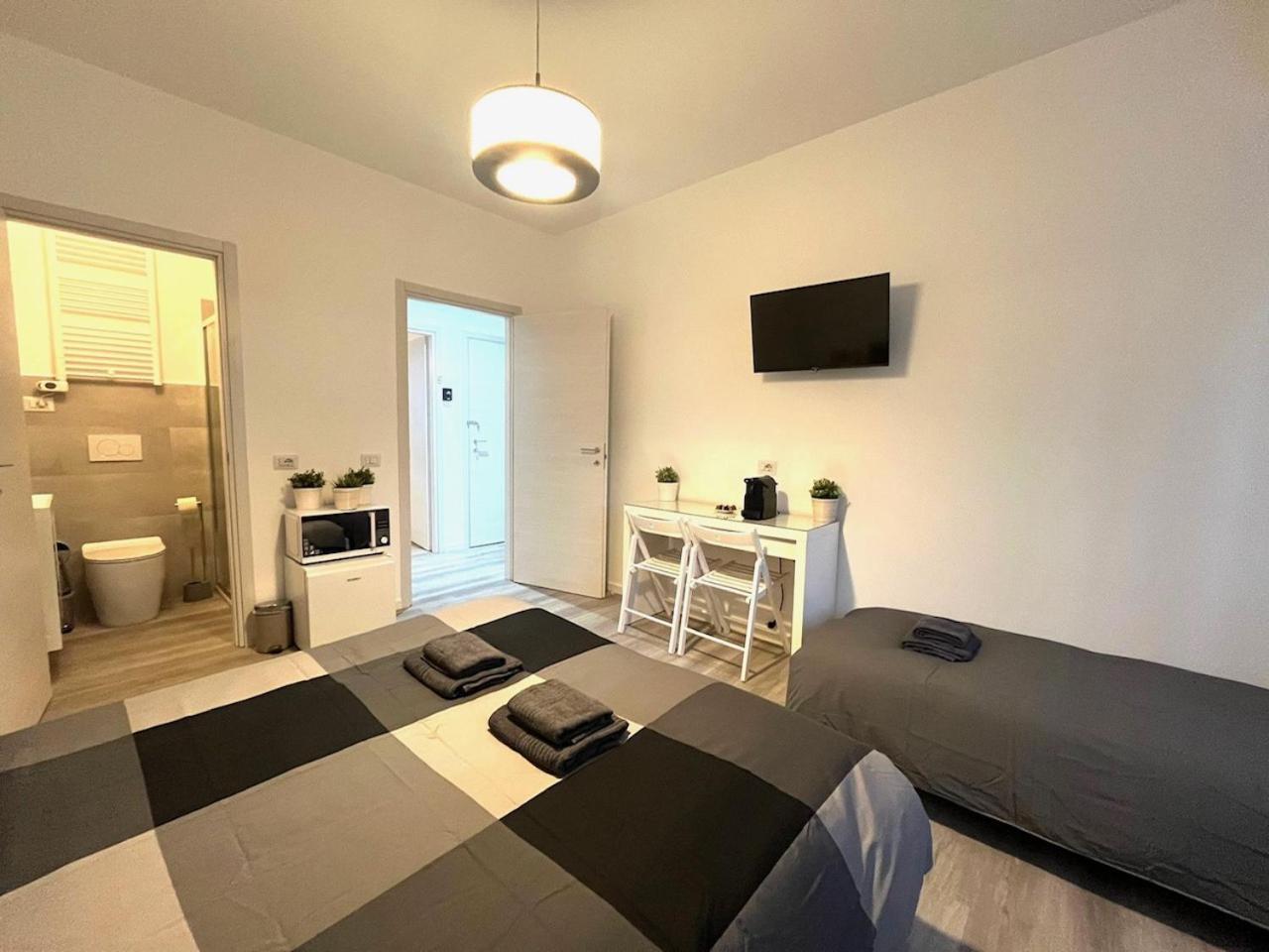 Bed&Breakfast Bbqueen Sandonato Policlinico Bed and Breakfast San Donato Milanese Exteriör bild